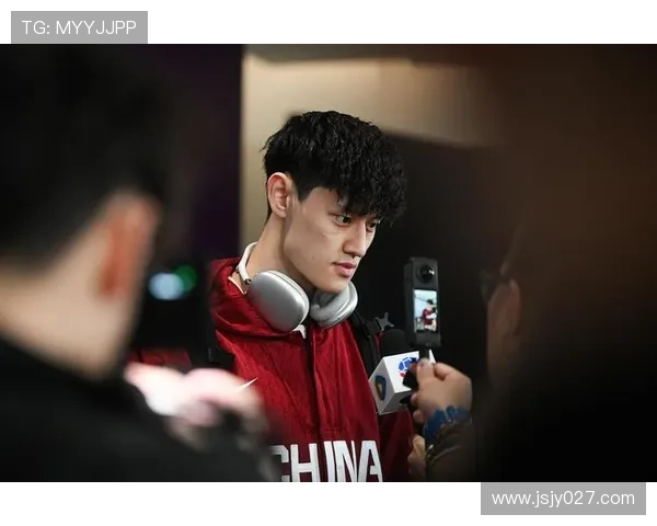 小波特盛赞曾凡博具备NBA潜力运动能力与投篮技术兼备